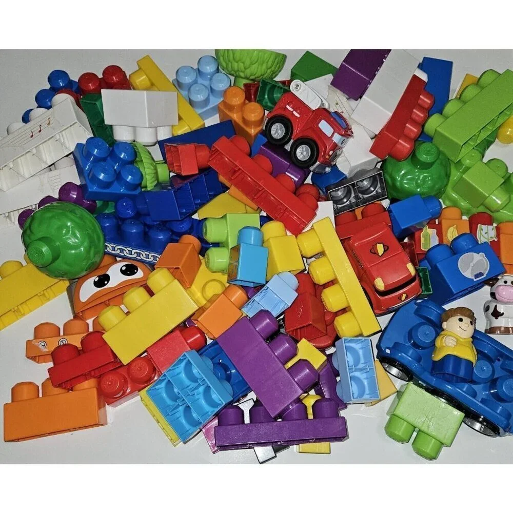 100+ Mega Bloks First Builders Brick Toy Lot Figures Vehicles Cow Firetruck